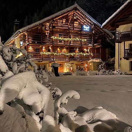 Wongade Hotell Gressoney-la-Trinité Exteriör bild