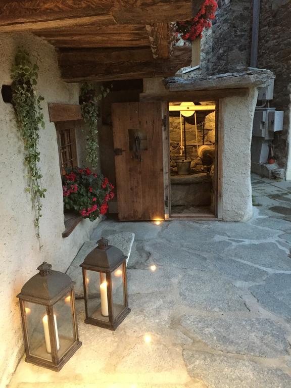 Wongade Hotell Gressoney-la-Trinité Exteriör bild