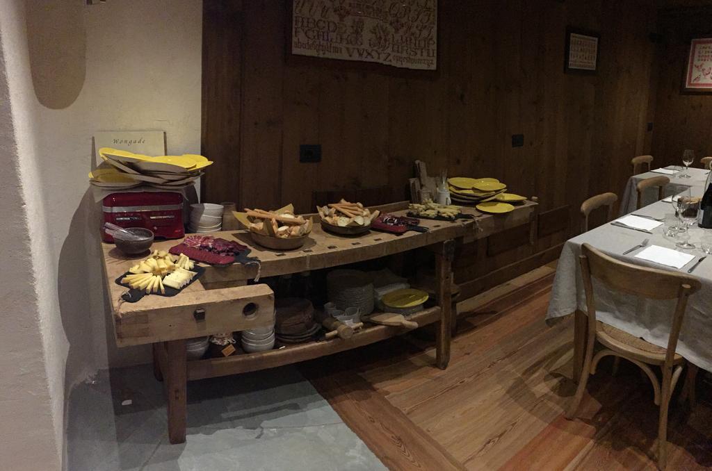 Wongade Hotell Gressoney-la-Trinité Exteriör bild